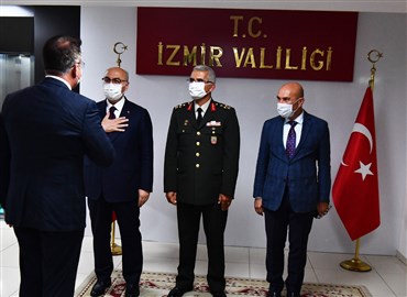 Başkan Soyer, İzmir Valiliği'ndeki Bayramlaşma Törenine Katıldı