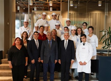 Özyeğin Üniversitesi Dünya Turizm Günü Kapsamında Turizm Sektörünün Geleceğine Odaklanan Bir Etkinlik Düzenledi.