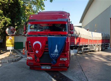 İzmir Büyükşehir Belediyesi'nden Giresun'a Yardım